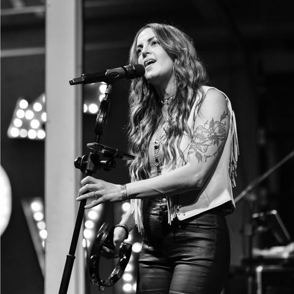 Meet your Posher, Blair - Picture 1 of 1